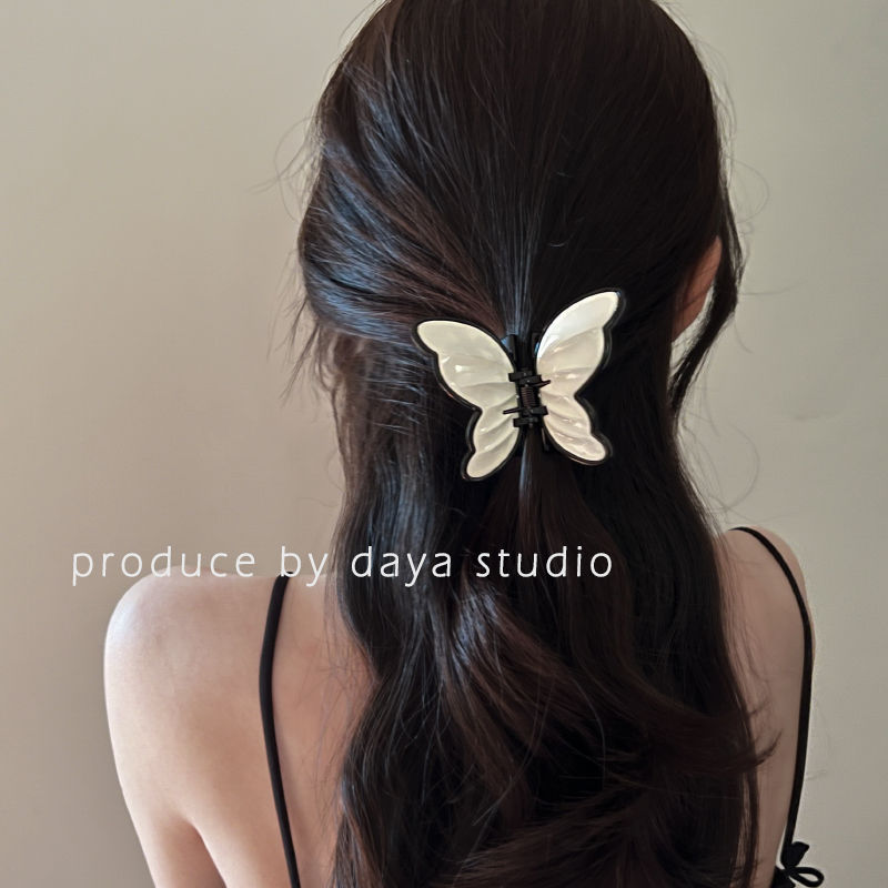 [Over 26,000 sold] Super Immortal Retro French Acrylic Butterfly Claw Clip Sweet and High end, Unique Design, Temperament, Shark Claw Top Clip